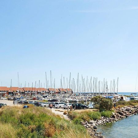 4 Person Holiday Home On A Holiday Park In Borre エクステリア 写真