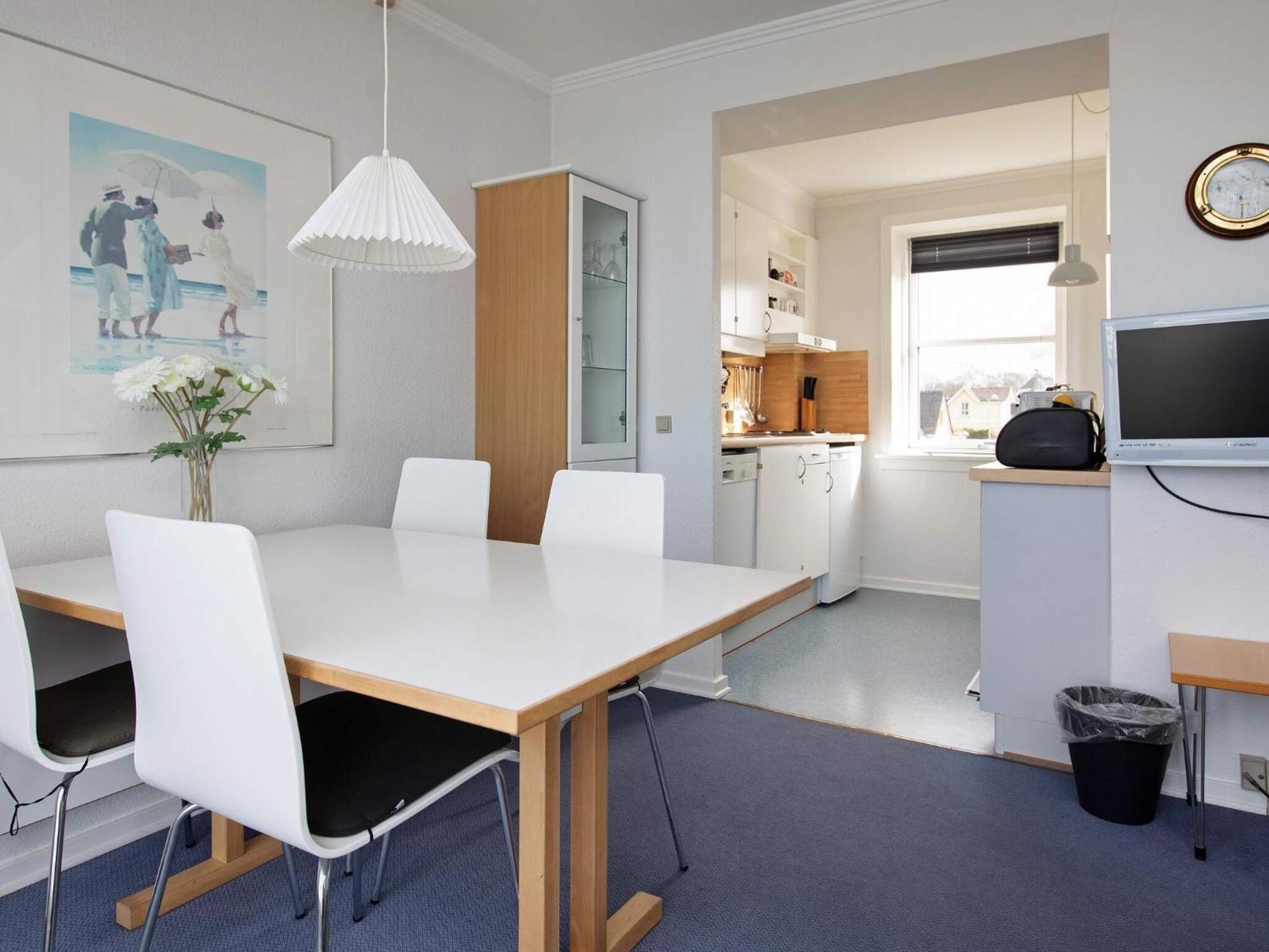 4 Person Holiday Home On A Holiday Park In Borre エクステリア 写真