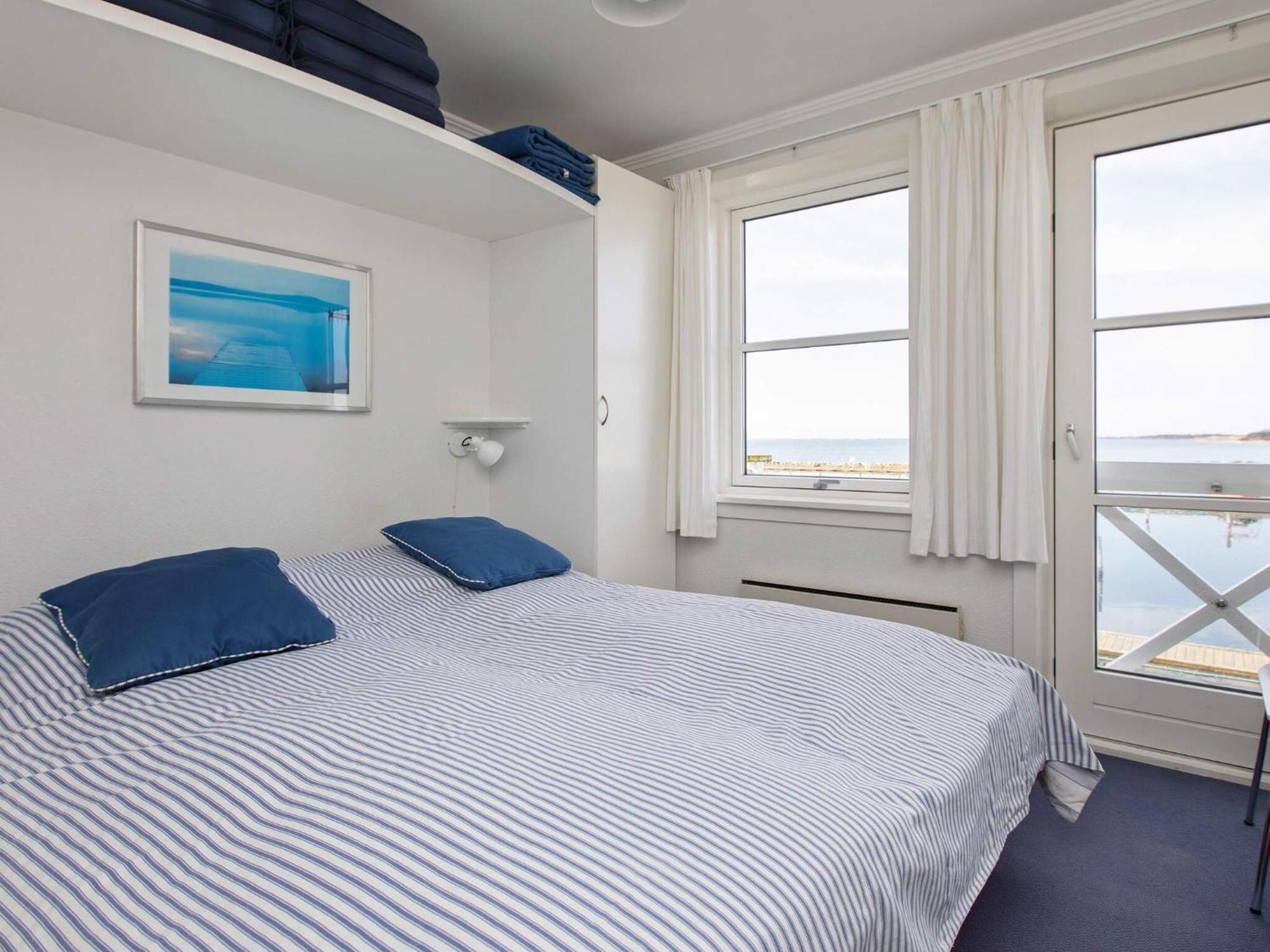 4 Person Holiday Home On A Holiday Park In Borre エクステリア 写真